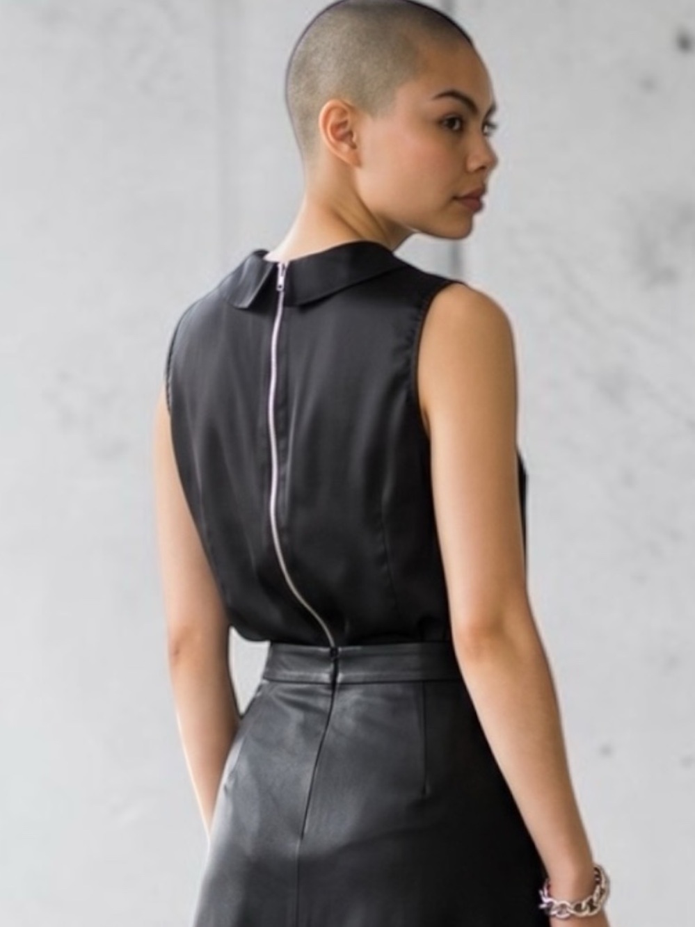 Halogen Black Sleeveless Peter Pan Collar Blouse | Size XS - Picture 2 of 11